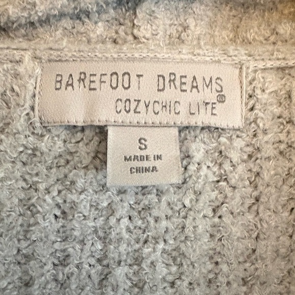 Barefoot Dreams Coastal Cardi Cozy Chic Lite - Picture 4 of 6